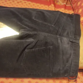 Pantalón de pana negro