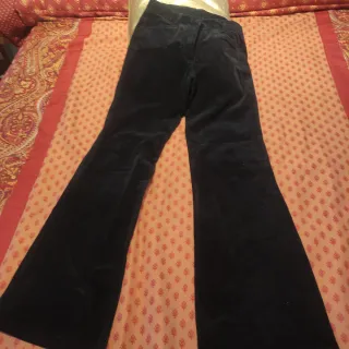 Pantalón de pana negro