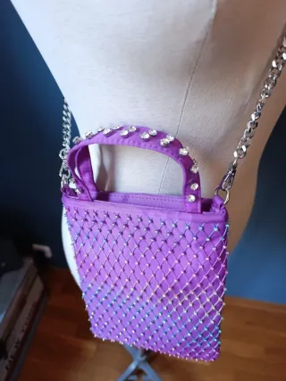 Bolso fiesta morado Zara