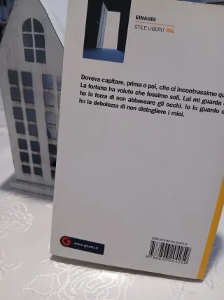 Tre atti e due tempi