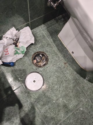 Fugas de Agua Fontanero telf.677423972