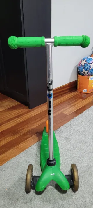 Patinete Micro 3 Ruedas Verde Naranja