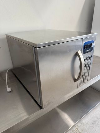 Abatidor de Temperatura EDENOX 3 Bandejas