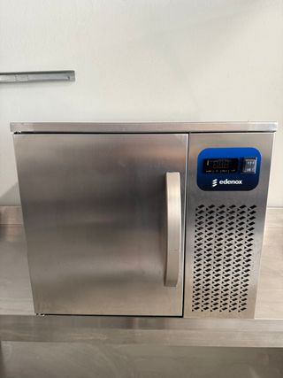 Abatidor de Temperatura EDENOX 3 Bandejas