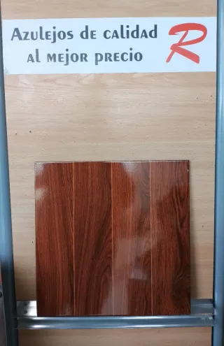 Azulejo tipo tarima madera