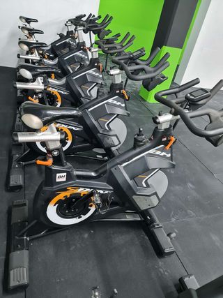 Máquina de gimnasio press de pecho