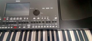 Teclado Korg PA600 - Excelente Estado