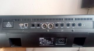 Teclado Korg PA600 - Excelente Estado