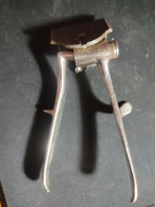 Máquina de cortar pelo vintage manual