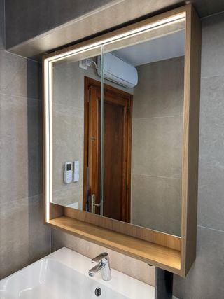 Armario con espejo IKEA FAXÄLVEN