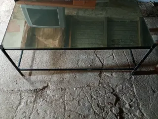 Mesa de centro cristal y metal