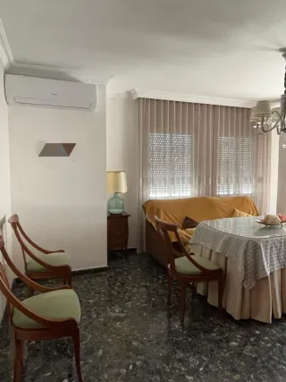 Piso muy luminoso en muy buena zona