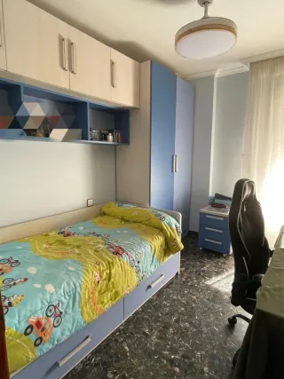 Piso muy luminoso en muy buena zona