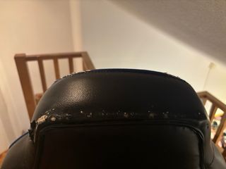 Silla gaming negra y azul