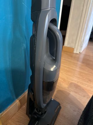 AEG Aspiradora Escoba 21.6V con Cepillo LED