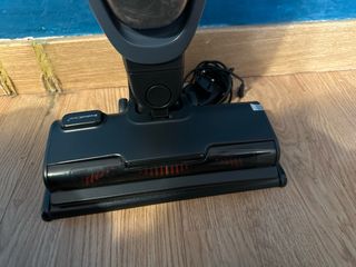 AEG Aspiradora Escoba 21.6V con Cepillo LED