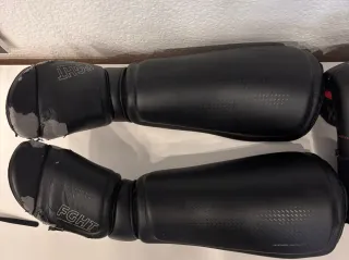 Guantes de Boxeo Ergo Outshock Negros