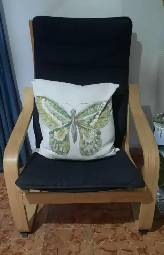 Sillón mecedora moderno madera