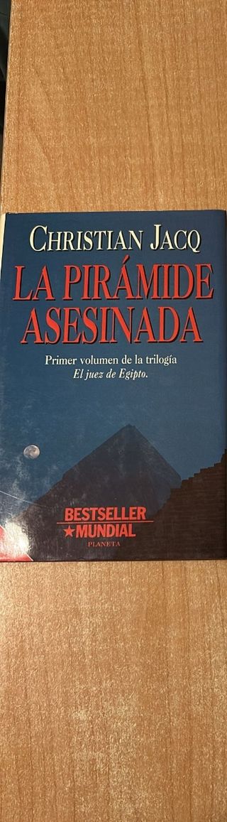 La pirámide asesinada
