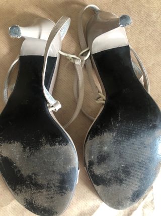 Sandalias de tacón Membur beige y oro