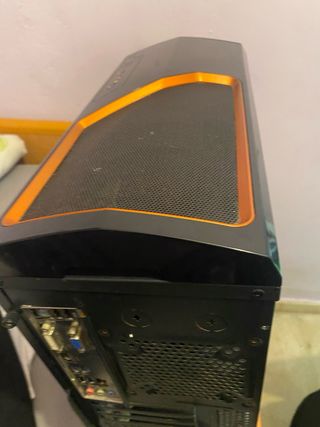 PC para piezas o montar