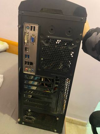 PC para piezas o montar