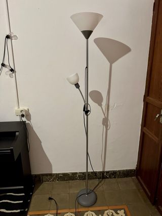 Lámpara de pie doble luz