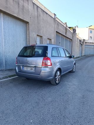 Opel Zafira 2009