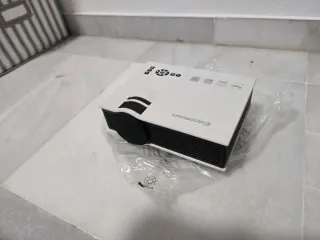 Proyector Excelvan LED Home Cinema