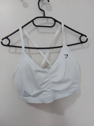 Top deportivo Gymshark blanco talla S