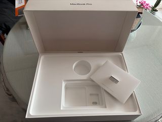 Caja MacBook Pro Apple