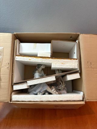 Statuetta LLADRO porcellana bambina con ombrellino