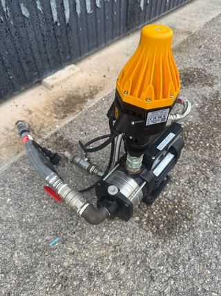 Bomba de Agua Eléctrica con Presurizador