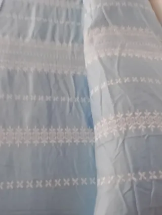 Sobrecama azul y blanco 135cm