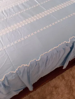 Sobrecama azul y blanco 135cm