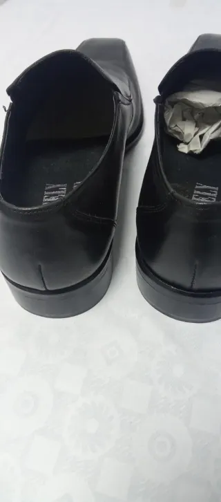 Zapatos de piel MARTELY negros