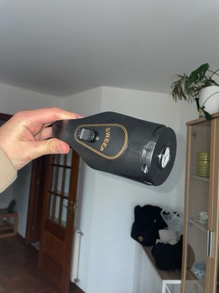 Aspirador de mano S-9 con accesorios