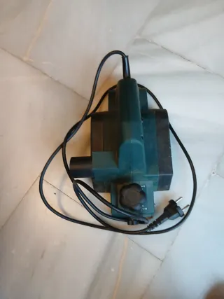 Cepilladora Eléctrica Verde