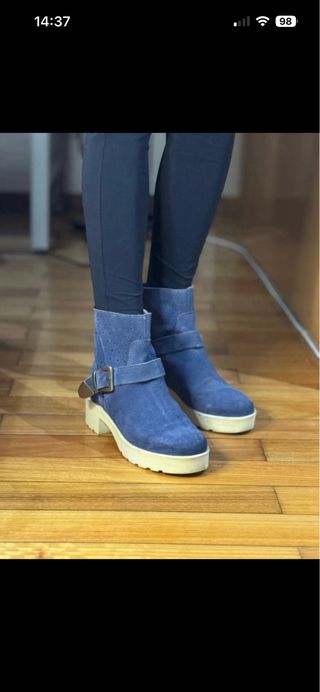 Botines azules caña baja hebilla 39