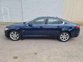 Jaguar XF 2011