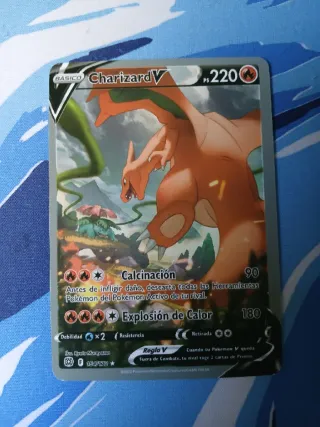 Carta Pokémon Charizard V
