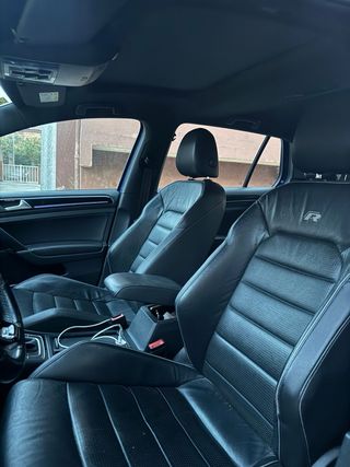 VOLKSWAGEN GOLF 7.5 R310 2018 FULL EQUIP