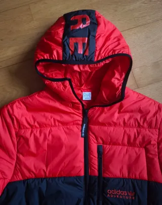 Chaqueta Adidas Adventure Roja y Negra