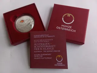 Moneda Plata con cristales de Swarovski