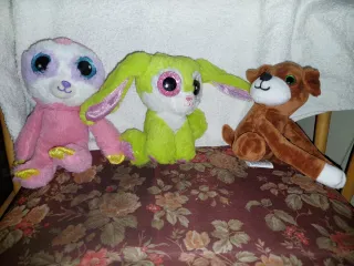 Lote de peluches variados