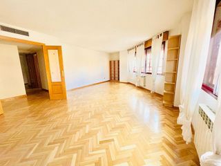 Piso en alquiler en Norte en Alcobendas