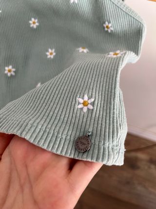 Top tirantes Pull&Bear flores M