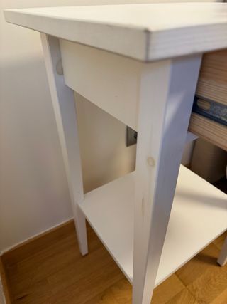 Mesa de noche Hemnes blanca Ikea