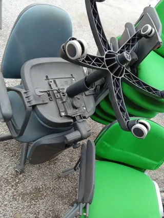 Sillas de conferencia/oficina apilables