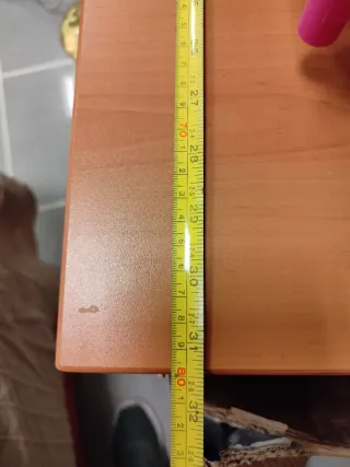 Mesa de oficina madera y metal